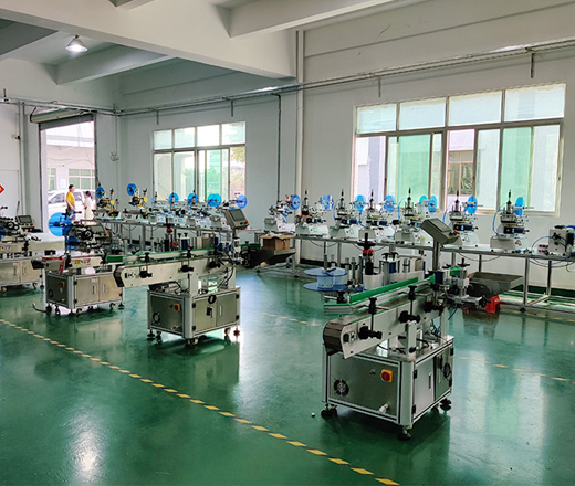 box labeling machine